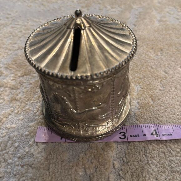 VINTAGE SILVER PLATE MONEY BOX CAROUSEL DESIGN GUC can use some cleaning - Picture 6 of 7